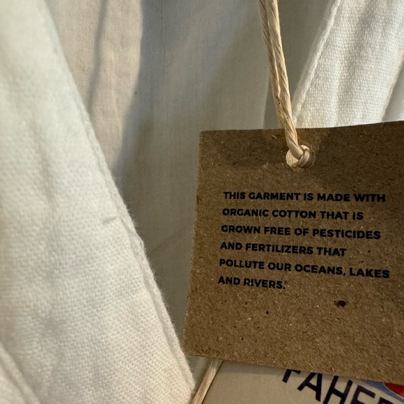 NWT Faherty whimsical dress with tiered mini length skirt, long billowy sleeves. - Picture 3 of 5